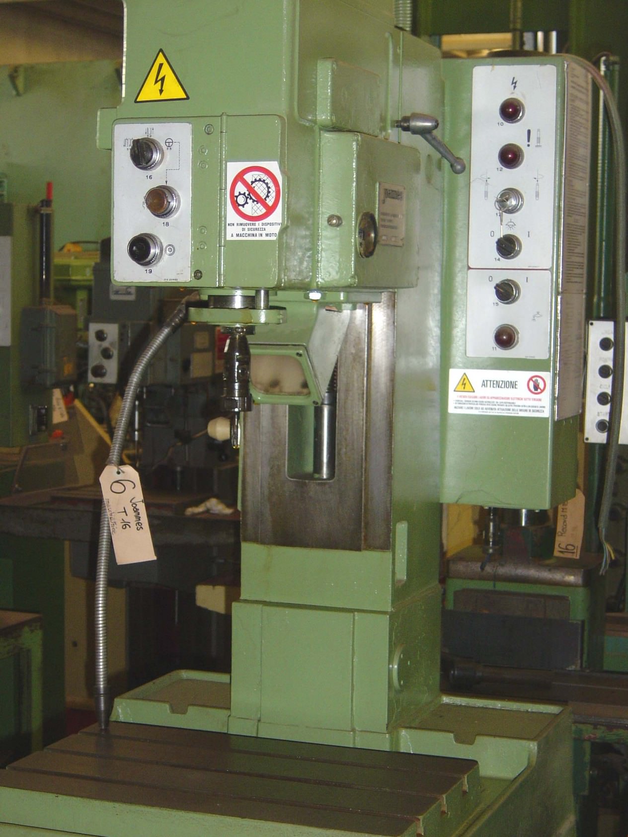 JOANNES T 16 